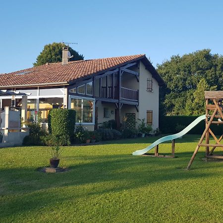 Grande Maison Familiale Serres-Gaston Exterior foto
